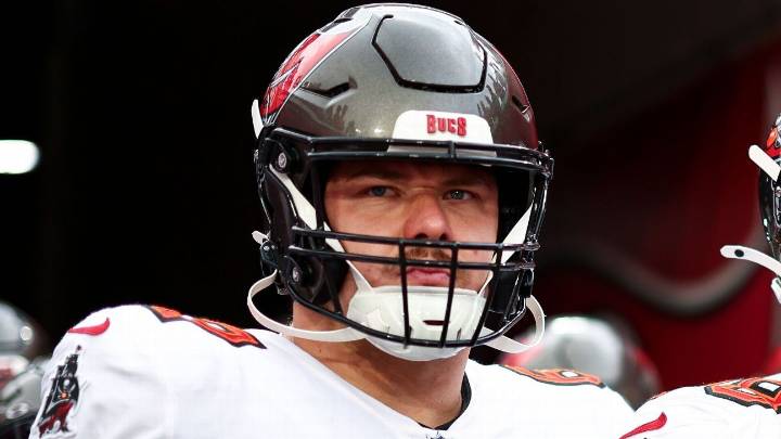 Sources - Buccaneers, RT Luke Goedeke reach 4