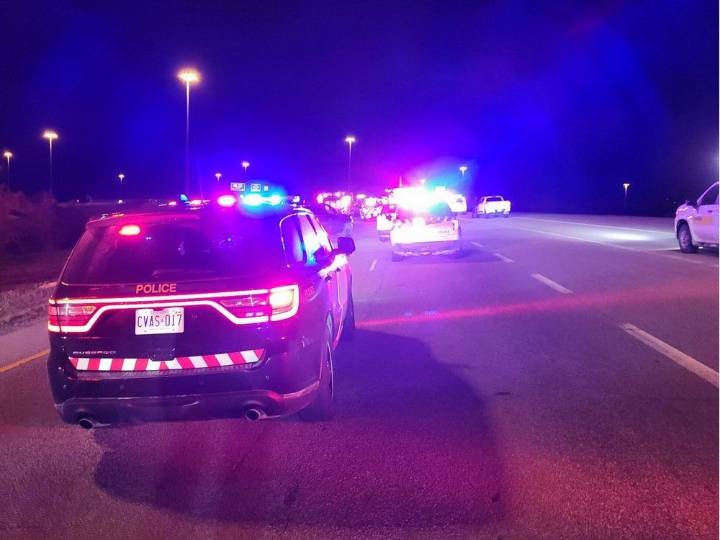 Ottawa man faces list of charges after four vehicle crash on Hwy 417