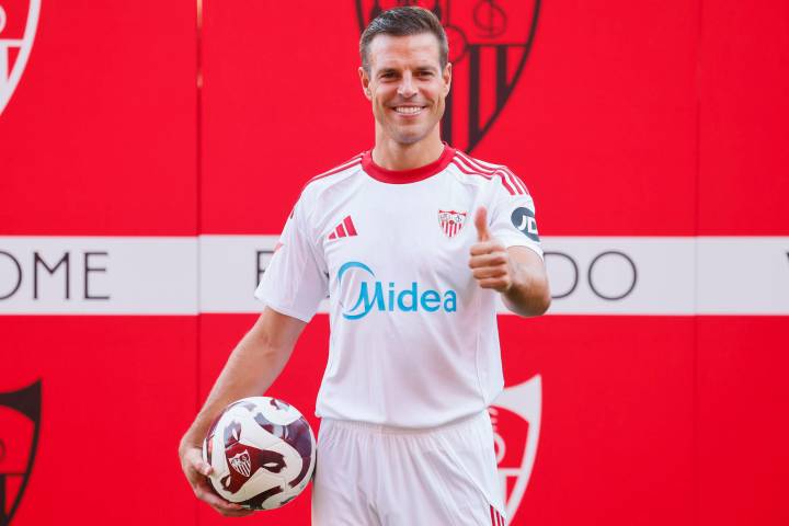 Azpilicueta: "El objetivo es que cuando me vaya, las cosas estén mejor que ahora"
