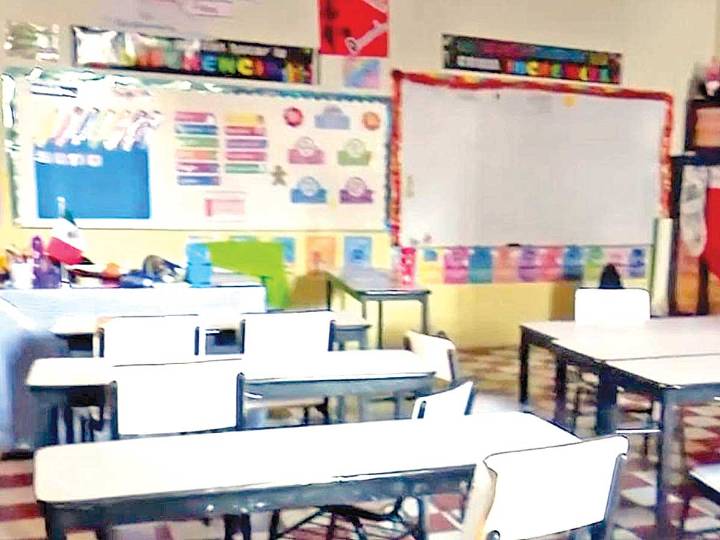 Reubican a docentes en Durango; desaparecen turnos por falta de matrícula