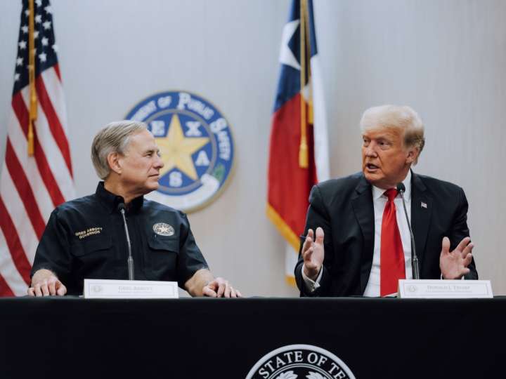 Qué piensa Greg Abbott sobre la inmigración ilegal: un recuento de sus declaraciones como gobernador de Texas