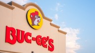 When will Buc-ee's in Louisiana start hiring? Here's what the store pays