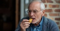 ¿Cuándo comes? Un estudio de 30 años sugiere que el horario de las comidas puede afectar tu longevidad