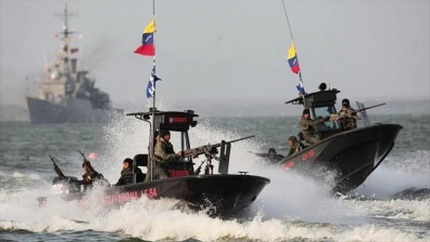 Venezuela despliega buques ante presencia militar de EE. UU.