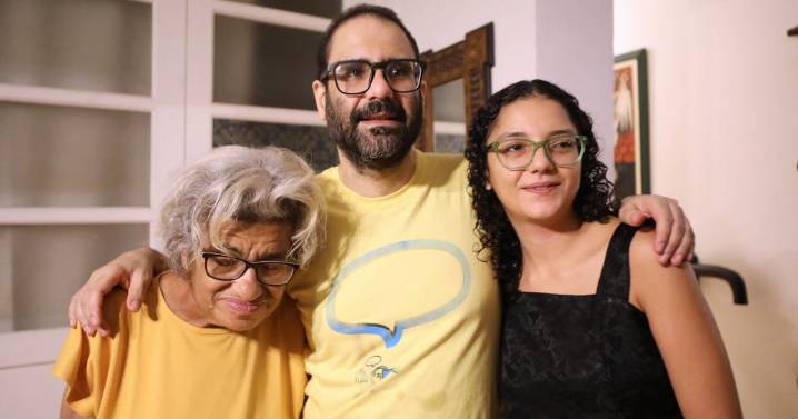 Family reunites as activist Alaa Abd el-Fattah returns home after 12 years in Egyptian prison