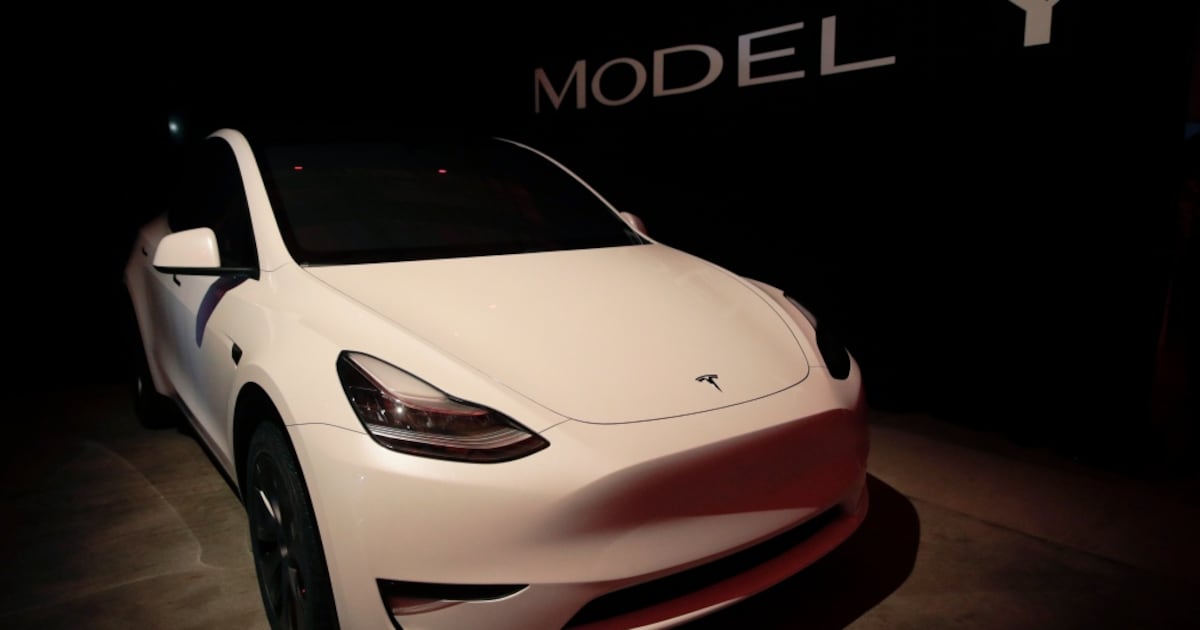Tesla: U.S. open probe into Model Y cars