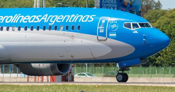 Aerolíneas Argentinas ofrece hasta 12 cuotas sin interés en pasajes y suma nueva ruta a Brasil en 2026