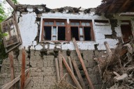 Suman 812 muertos por sismo en Afganistán y más de 2 mil 800 heridos
