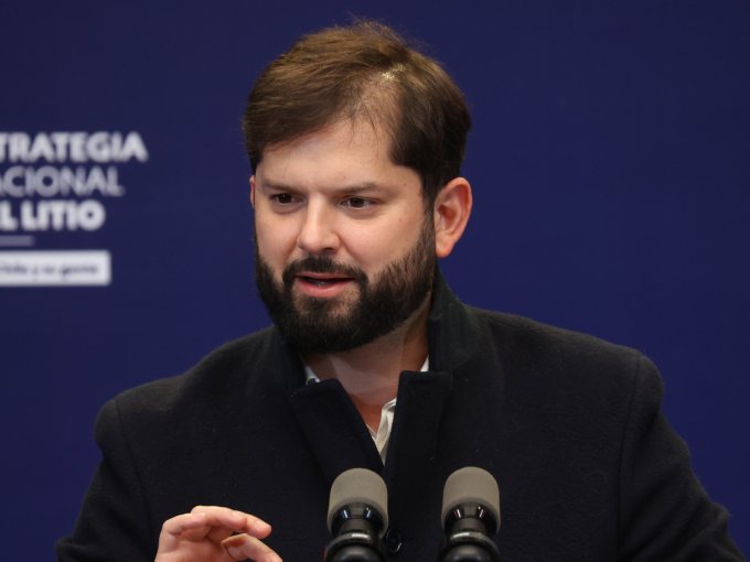 Presidente Boric discrepa del diagnóstico del Banco Central sobre el sueldo mínimo