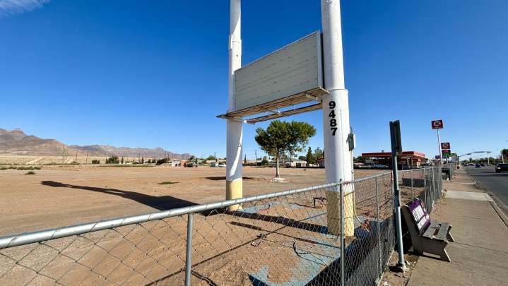 What's that being built on the site of the old Super Lodge Motel?
