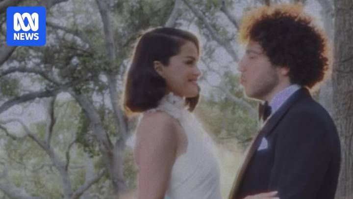 Selena Gomez marries music producer Benny Blanco in star