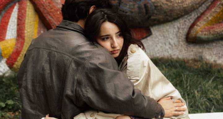 2 señales claras de que estás dando demasiado en tu relación, según experto