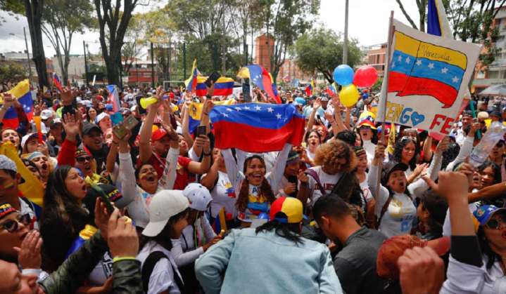 Organizaciones se solidarizan con Venezuela tras asalto de destructor de EE.UU. a un barco venezolano 14 de septiembre de 2025 | Internacional La Internacional Antifascista advirtió que el ataque del 