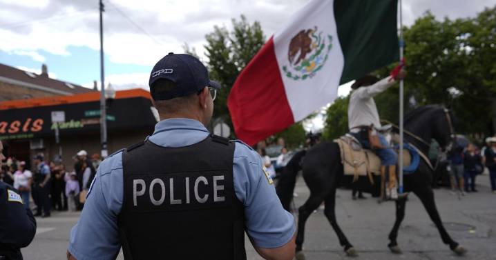 Chicagoans change routines as immigration crackdown looms