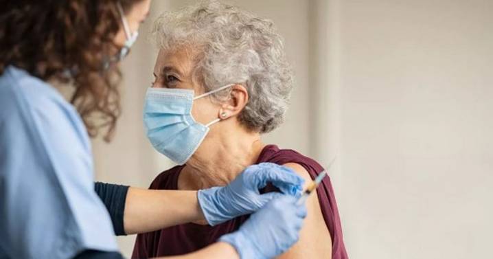 Huge change to Covid-19 booster jabs Scots should know as 600,000 miss out
