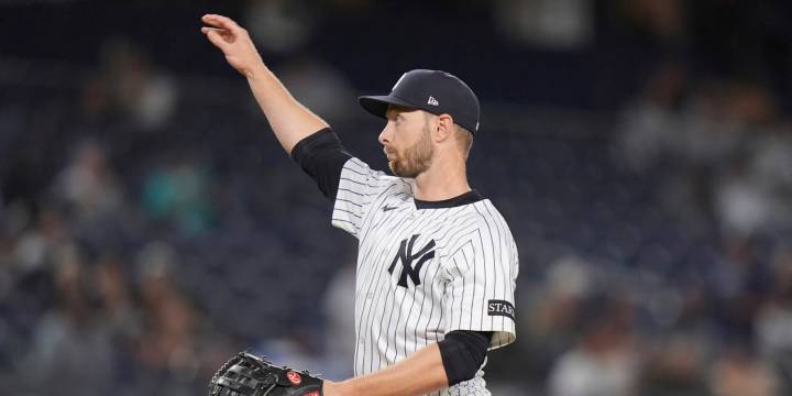 Austin Slater throws slowest pitches by a Yankee in Statcast era