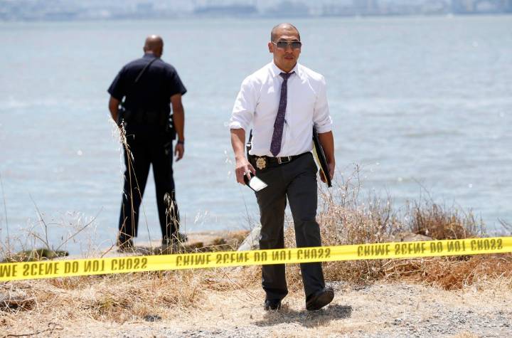 Oakland detective under fire used racial threats on murder suspect, attorney claims