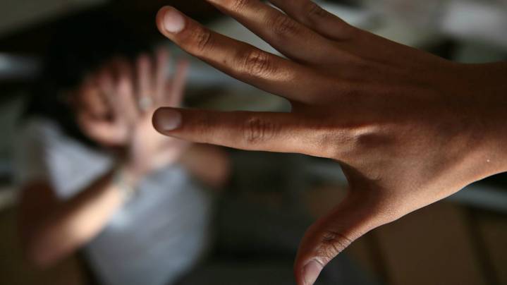 Condenan a 20 años de prisión a un diácono en Bahamas por violar a una menor