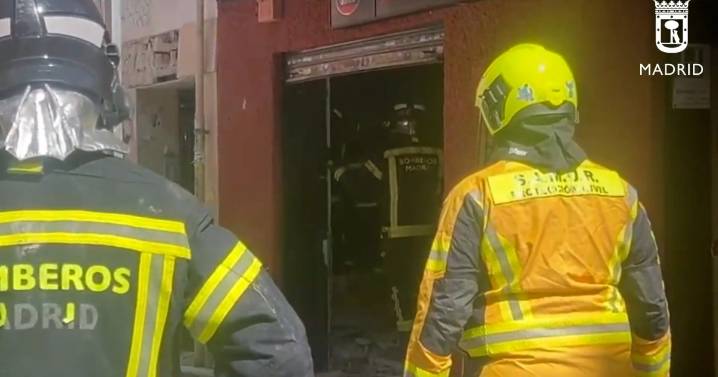 Así ha quedado el interior del bar que ha explotado en el distrito madrileño de Vallecas
