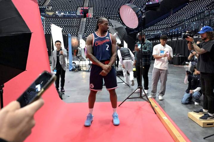 Kawhi Leonard's media day response shows the art of the Clippers blocking out the noise