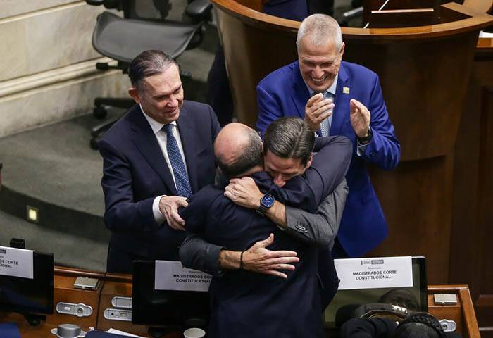 Oposición celebró elección de Camargo como «triunfo», el oficialismo en desazón