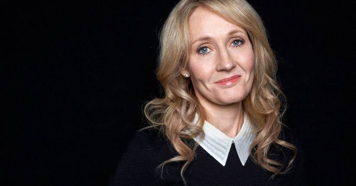 J.K. Rowling tacha a Emma Watson de "ignorante" por mostrar su desacuerdo con su opinión sobre los transgénero