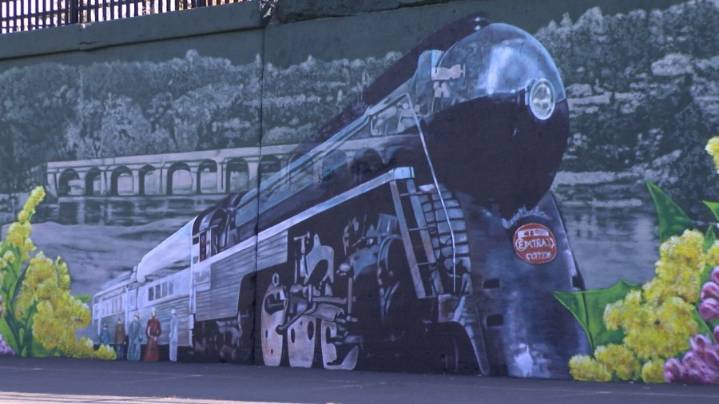 New mural celebrates Schenectady history, Erie Canal bicentennial