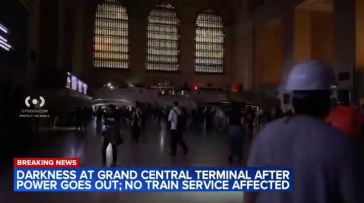 WATCH: Power Cut Leaves Commuters at NYC’s Grand Central Terminal in the Dark