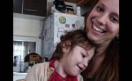 Con donación Tripera, campaña por Isabella: necesita viajar a México para mejorar su vida