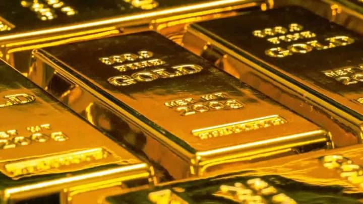 Dubai’s top Indian jewellery importer shifts to lightweight gold amid price surge