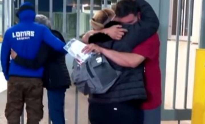 Llegó a Ezeiza el vuelo con diez argentinos deportados de EE.UU.