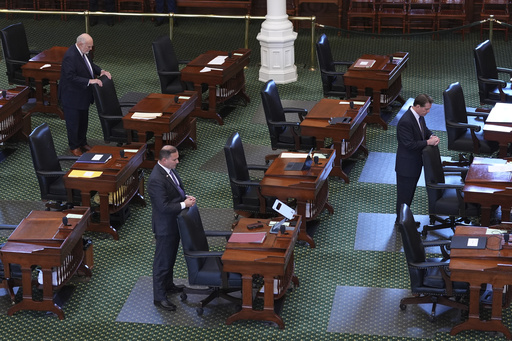 Bill to let Texans sue out-of-state abortion pill providers heads to governor
