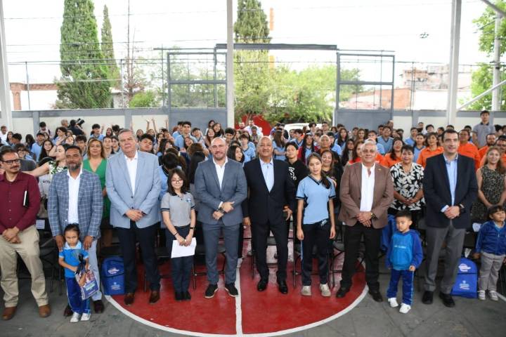 Inician clases en más de 5 mil planteles de Educación Básica del estado