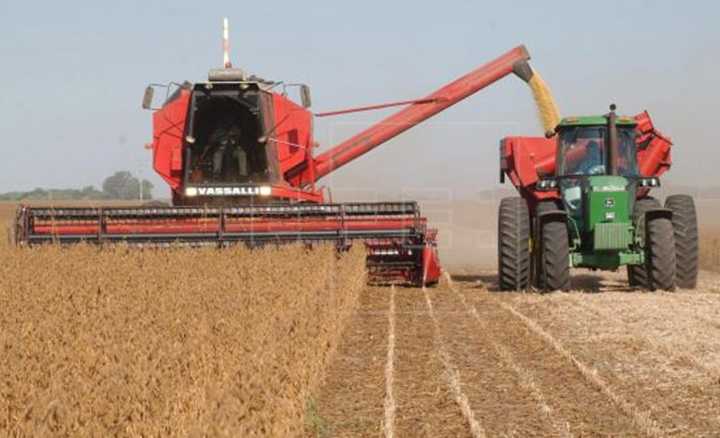 El campo liquidó U$S 7.000 millones en tres días y volvieron las retenciones