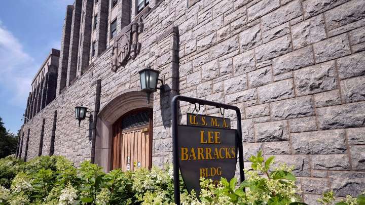 West Point restores Confederate Gen. Robert E. Lee's portrait