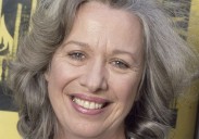 Polly Holliday, theater star famous as the tart waitress Flo on sitcom 'Alice,' dies at 88