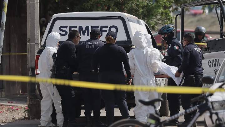 Localizan a joven asesinado a balazos en Tzintzimeo