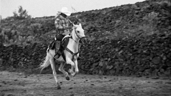 “Si yo fuese fuego”: entre el western, los amores prohibidos y la violencia de género