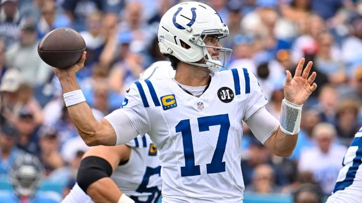 Jones, Taylor have Indy off to surprising 3