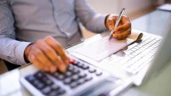 El BOE lo confirma: una nueva deducción en el IRPF en estas nóminas
