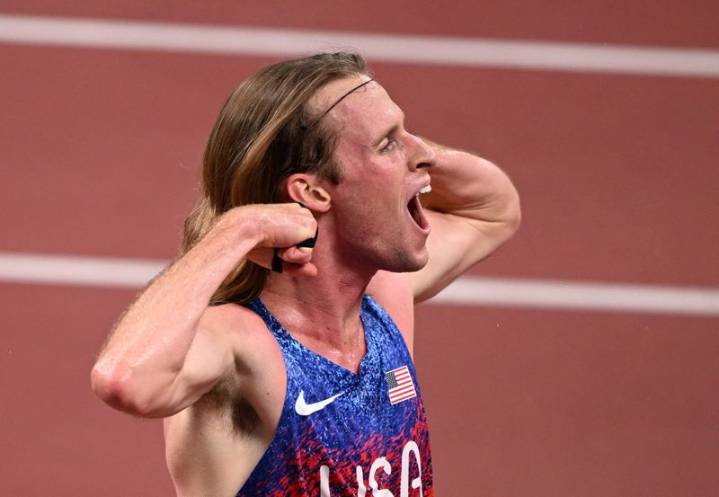 Athletics-American Hocker finds redemption with 5,000m gold
