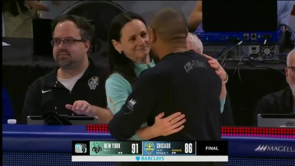 Breanna Stewart scores 24 points and Liberty beat Sky 91