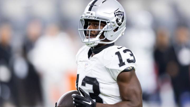 Former Patriots Super Bowl Winner Rejoins Raiders Before Week 1