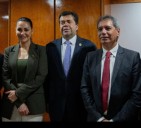 Mexicanos viven 2025 sin solvencia para las diversiones, expone diputado de Morena
