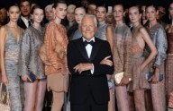 Armani deja un legado de sobriedad y elegancia que redefinió la moda global