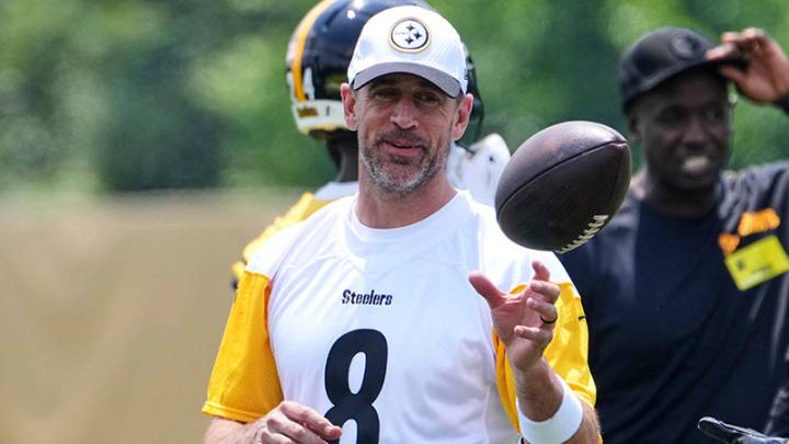 Steelers QB Aaron Rodgers seeking win in return to MetLife Stadium