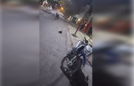 Colisión entre dos motocicletas en el Barrio Hospital: dos jóvenes resultaron heridos