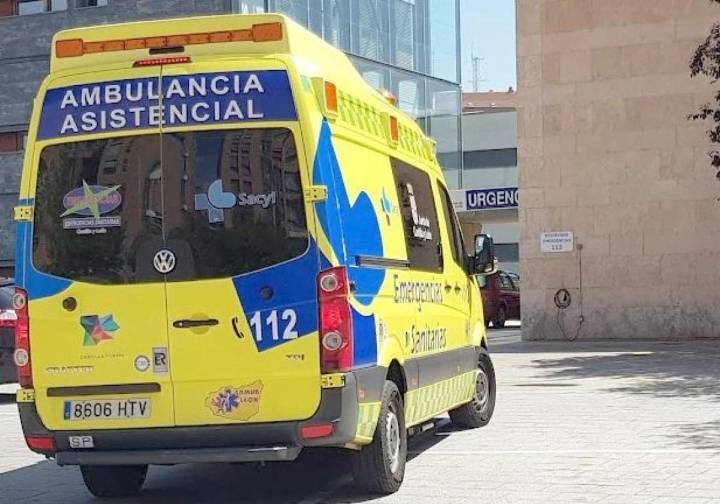 Herido un motorista tras sufrir una caída en la capital leonesa