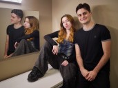 Eva Capusotto y Galo Politti no se conocían, tienen padres famosos con los que comparten escenario y ahora hacen de novios en el teatro