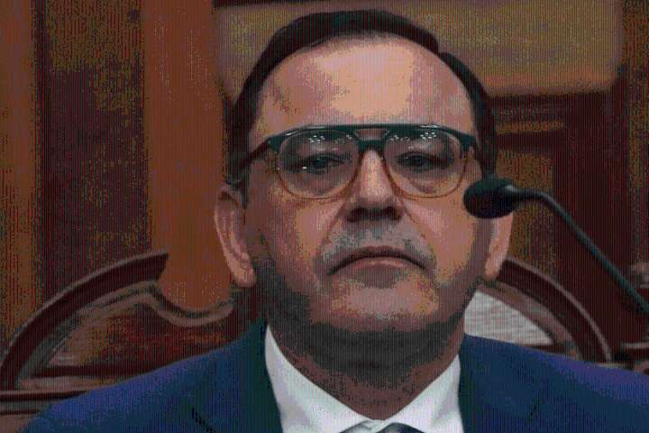 Corte Suprema determina no remover de su cargo al ministro Antonio Ulloa